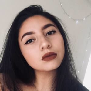 Meet your Posher, Estrella